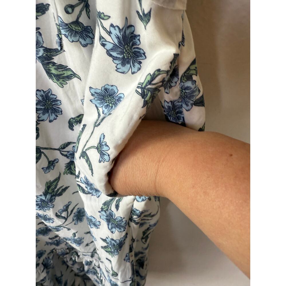 J. Crew printed Cotton tie-front midi dress white and blue floral pattern Size 6 - Picture 9 of 13